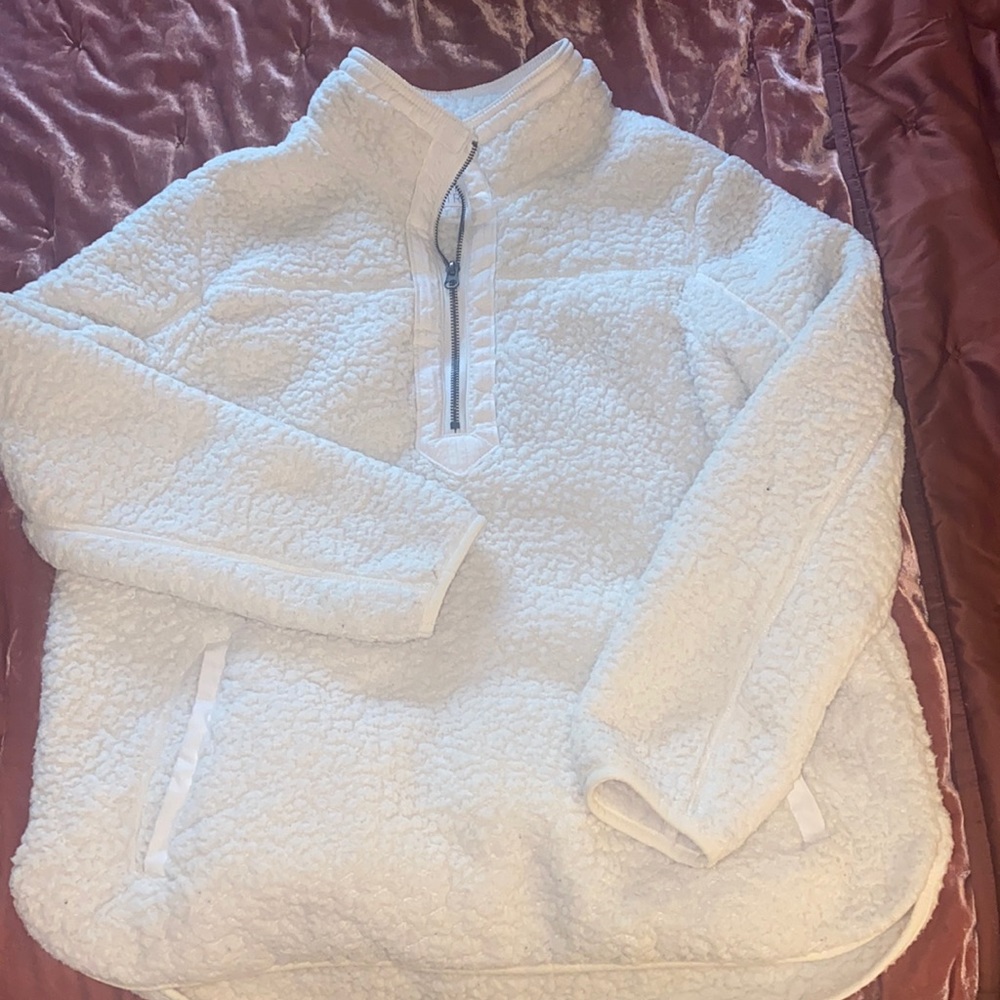 Time & Tru white Sherpa pullover with 1/4 zip